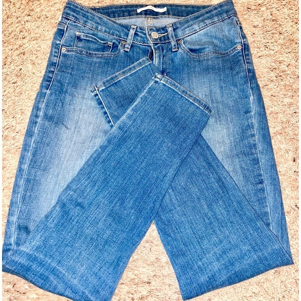 Levi’s 711 Distressed Skinny Jeans - Picture 2 of 11